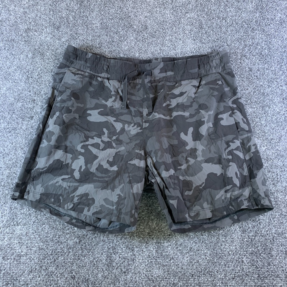 Tuff Athletics Shorts Women Large Black Gray Camouflage Nylon Stretch Activewear